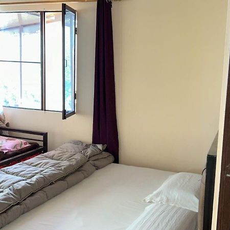 Hotel Mountain View Sari Екстериор снимка