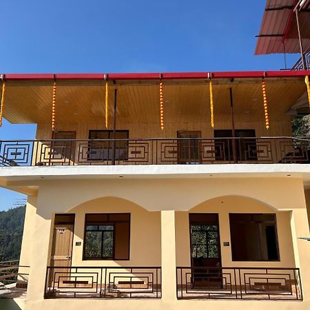Hotel Mountain View Sari Екстериор снимка